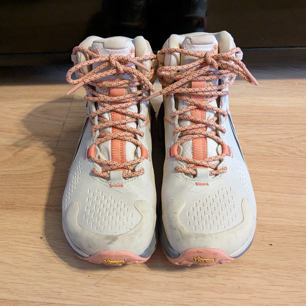 Altra Olympus 5 Mid Gore-Tex Hiking Boots